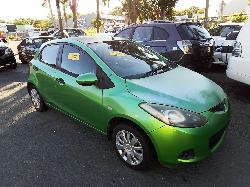 View Auto part Fuse Box Mazda 2 2010