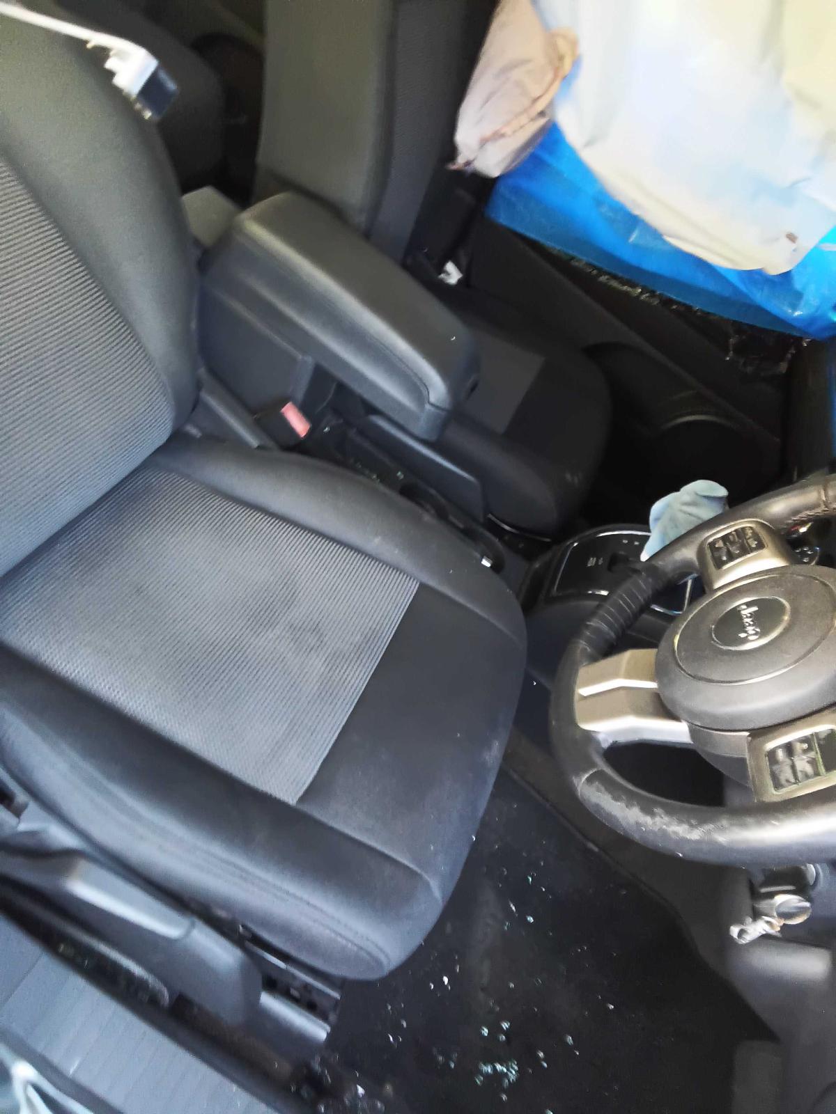 View Auto part Right Front Hub Assembly Jeep Compass 2013