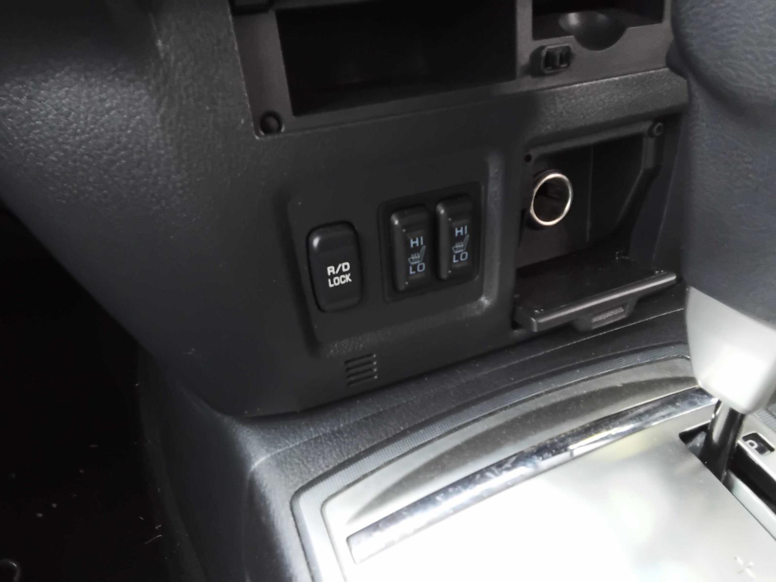 View Auto part Manifold Mitsubishi Pajero 2014