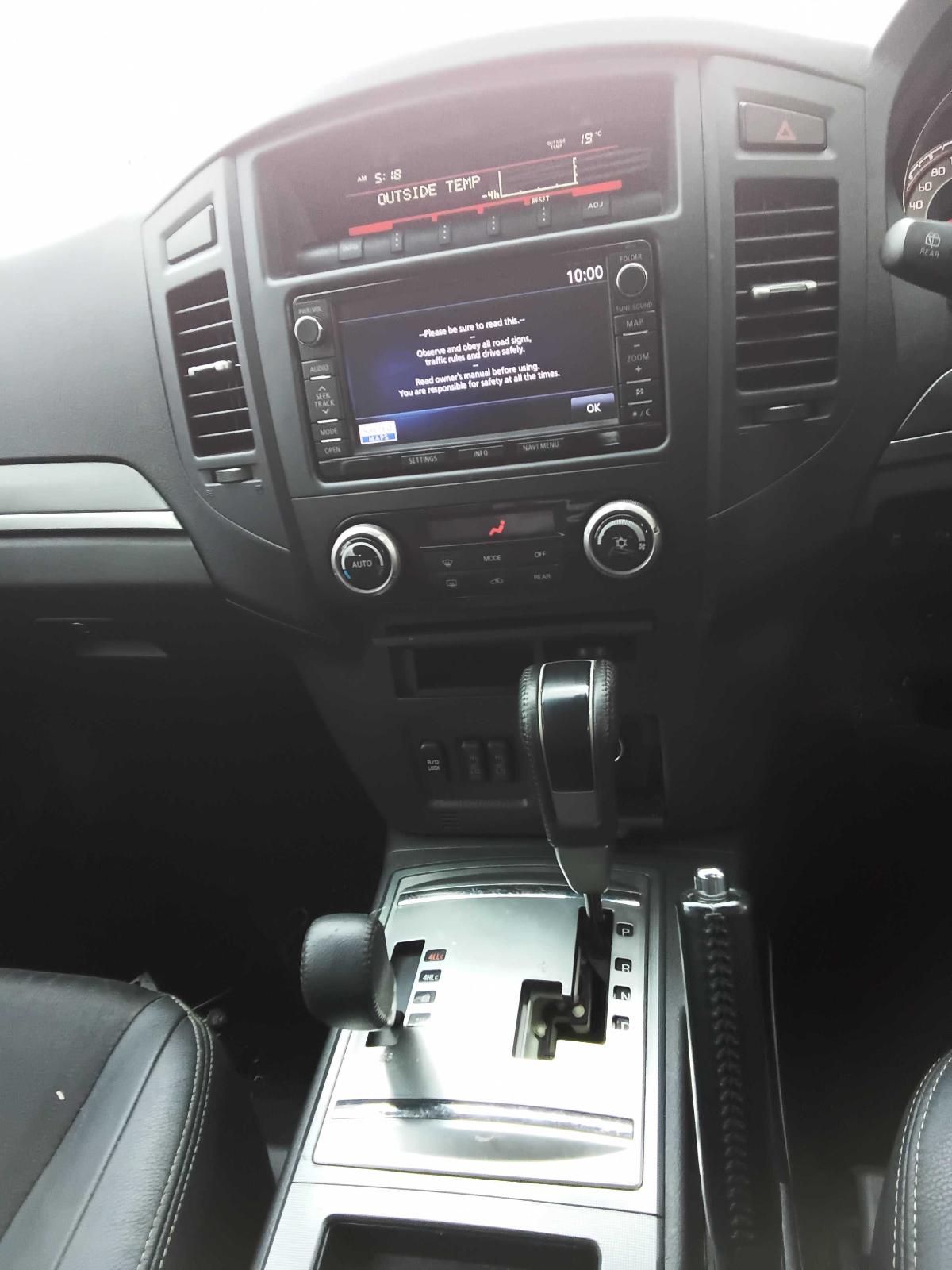 View Auto part Manifold Mitsubishi Pajero 2014