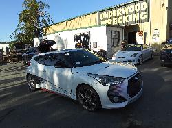 View Auto part Battery Terminal Hyundai Veloster 2014