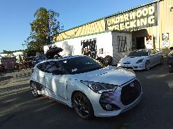 View Auto part Battery Terminal Hyundai Veloster 2014