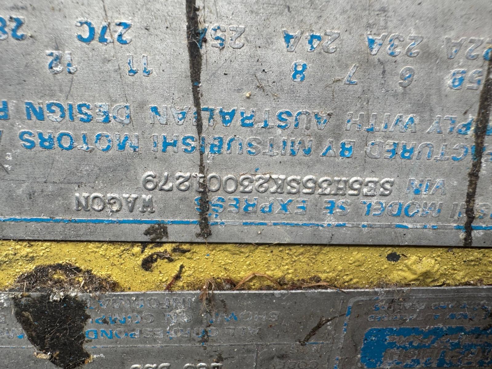 View Auto part Left Taillight Mitsubishi L300 1982