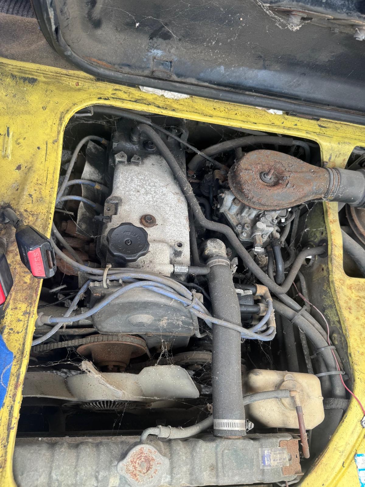 View Auto part Left Taillight Mitsubishi L300 1982