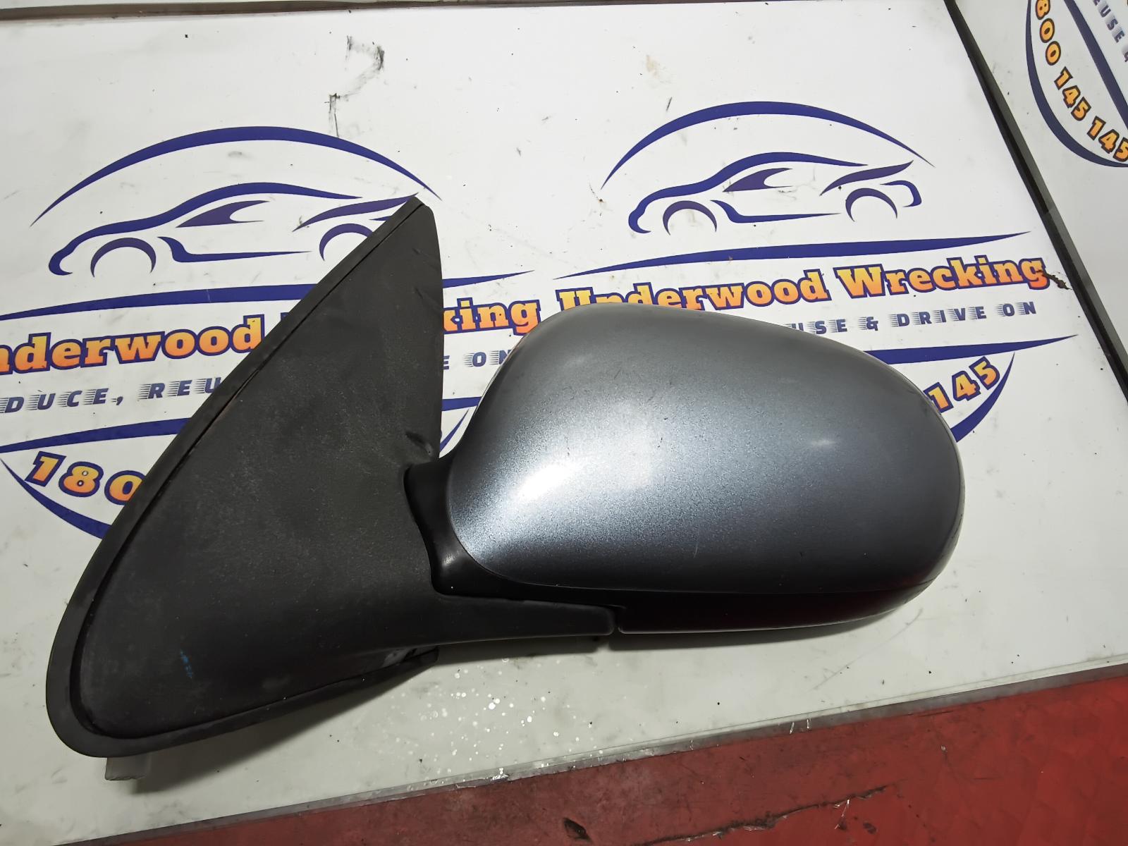View Auto part Left Door Mirror Nissan Pulsar 2004