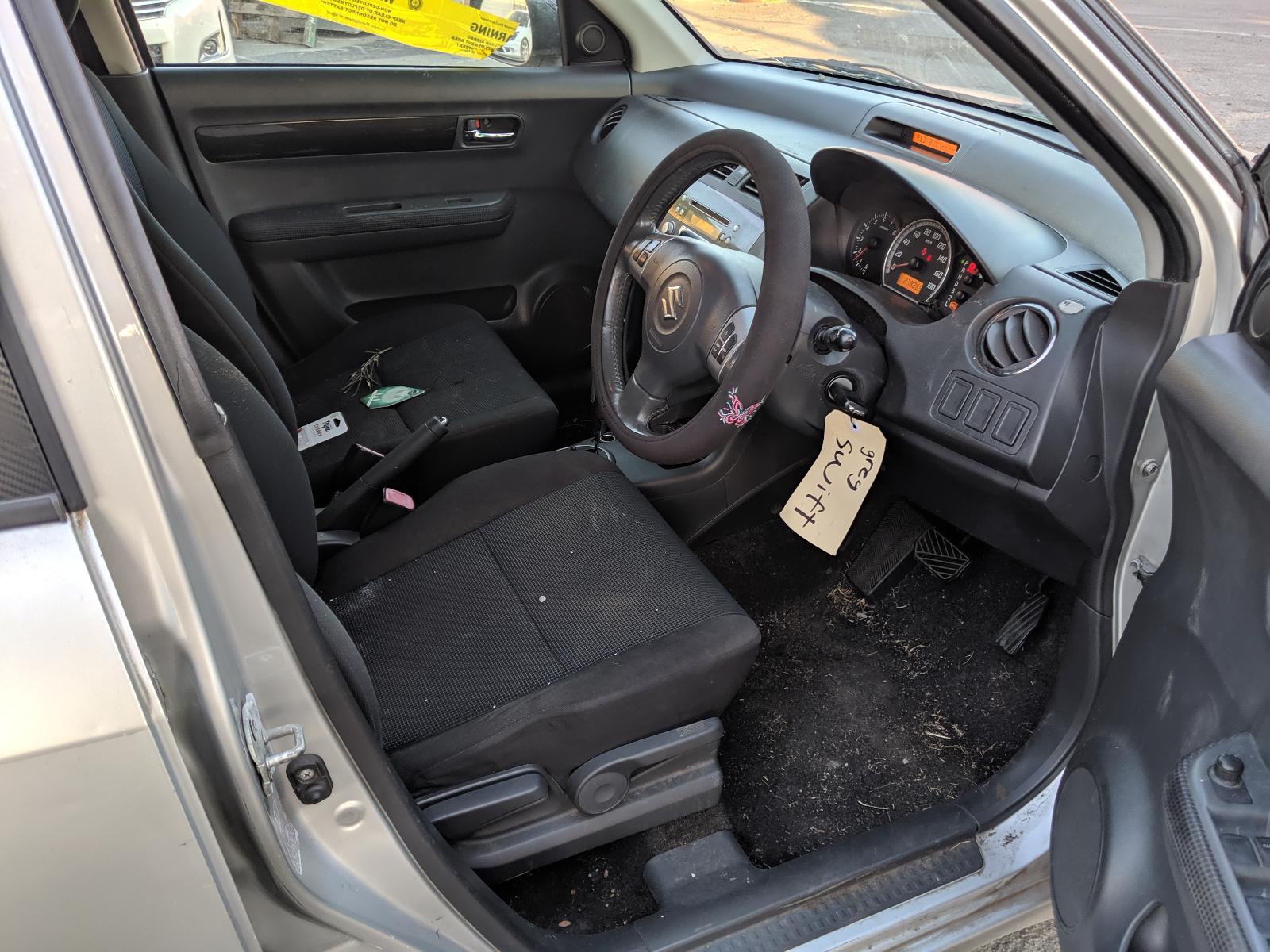 2005 Suzuki Swift Ignition W/ Key View Auto part Ignition W/ Key Suzuki Swift 2005