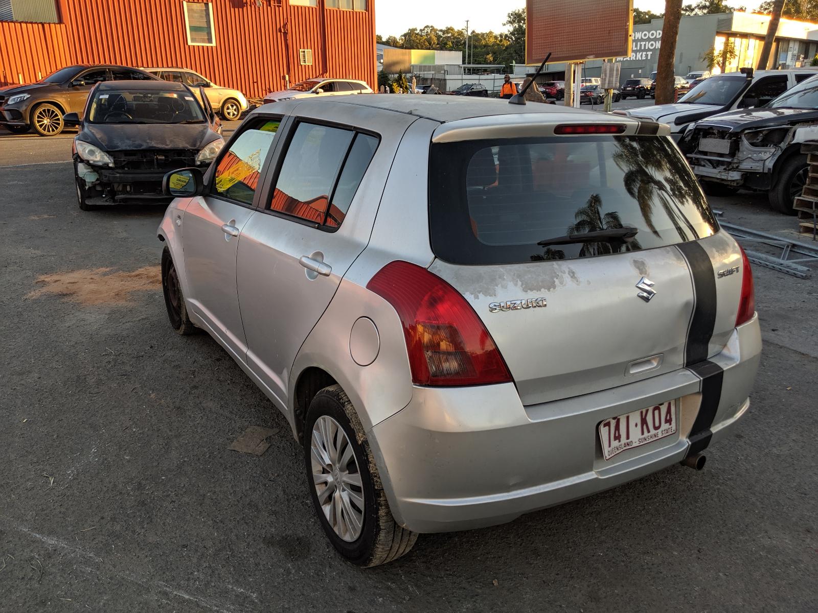 2005 Suzuki Swift Ignition W/ Key View Auto part Ignition W/ Key Suzuki Swift 2005