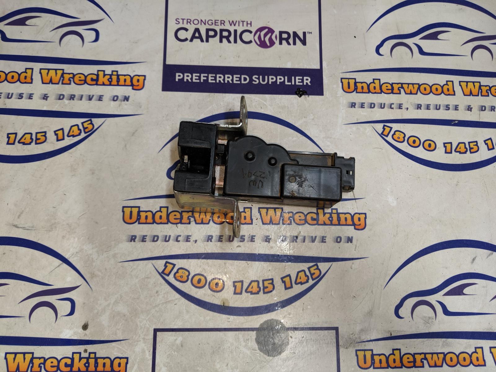 View Auto part Door/Boot/Gate Lock Holden Captiva 2010