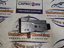 View Auto part Door/Boot/Gate Lock Holden Captiva 2010