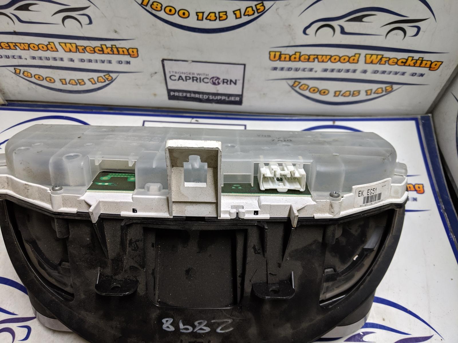 View Auto part Instrument Cluster Mazda Cx7 2007