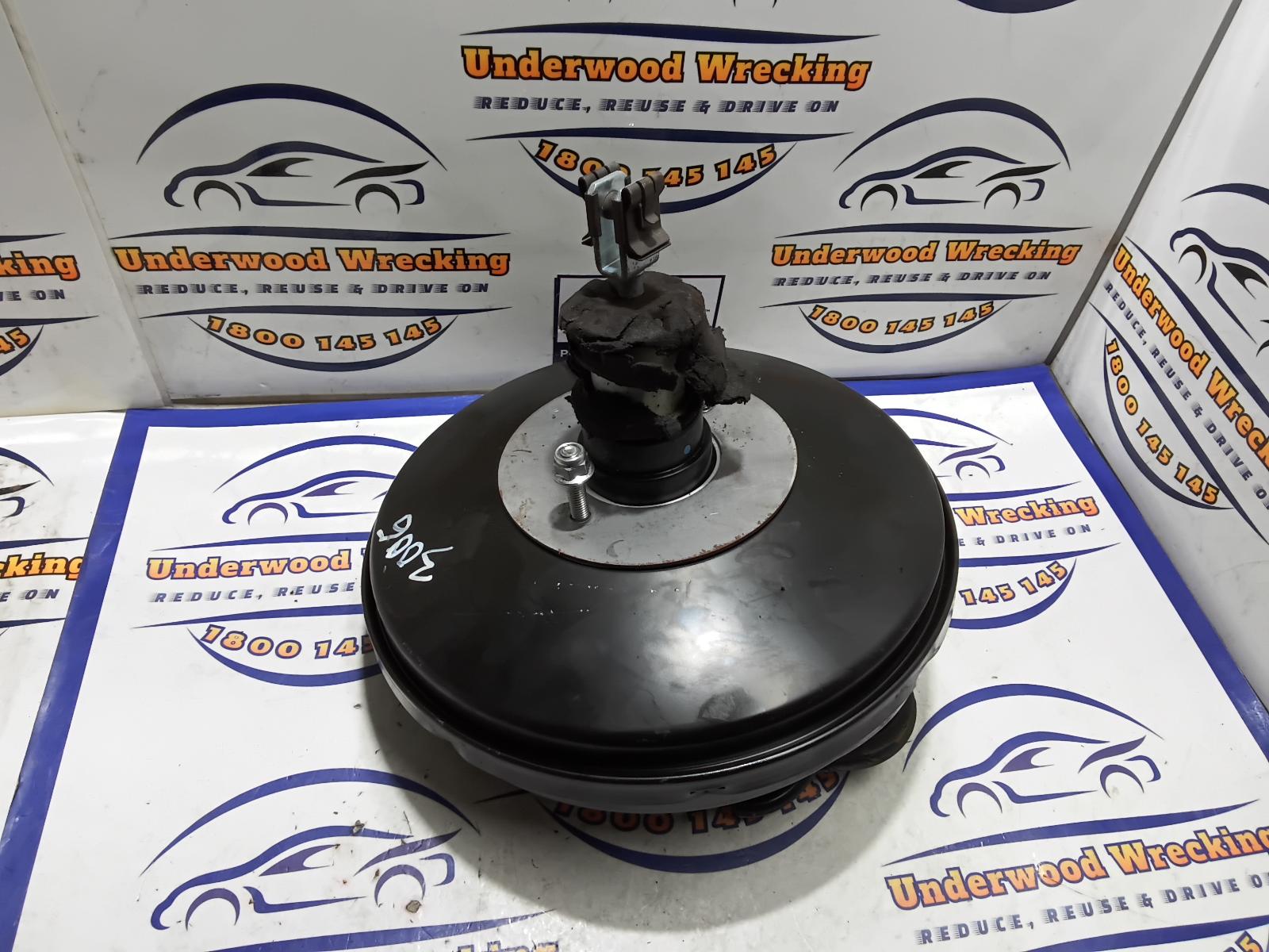 View Auto part Brake Booster Fiat Punto 2014