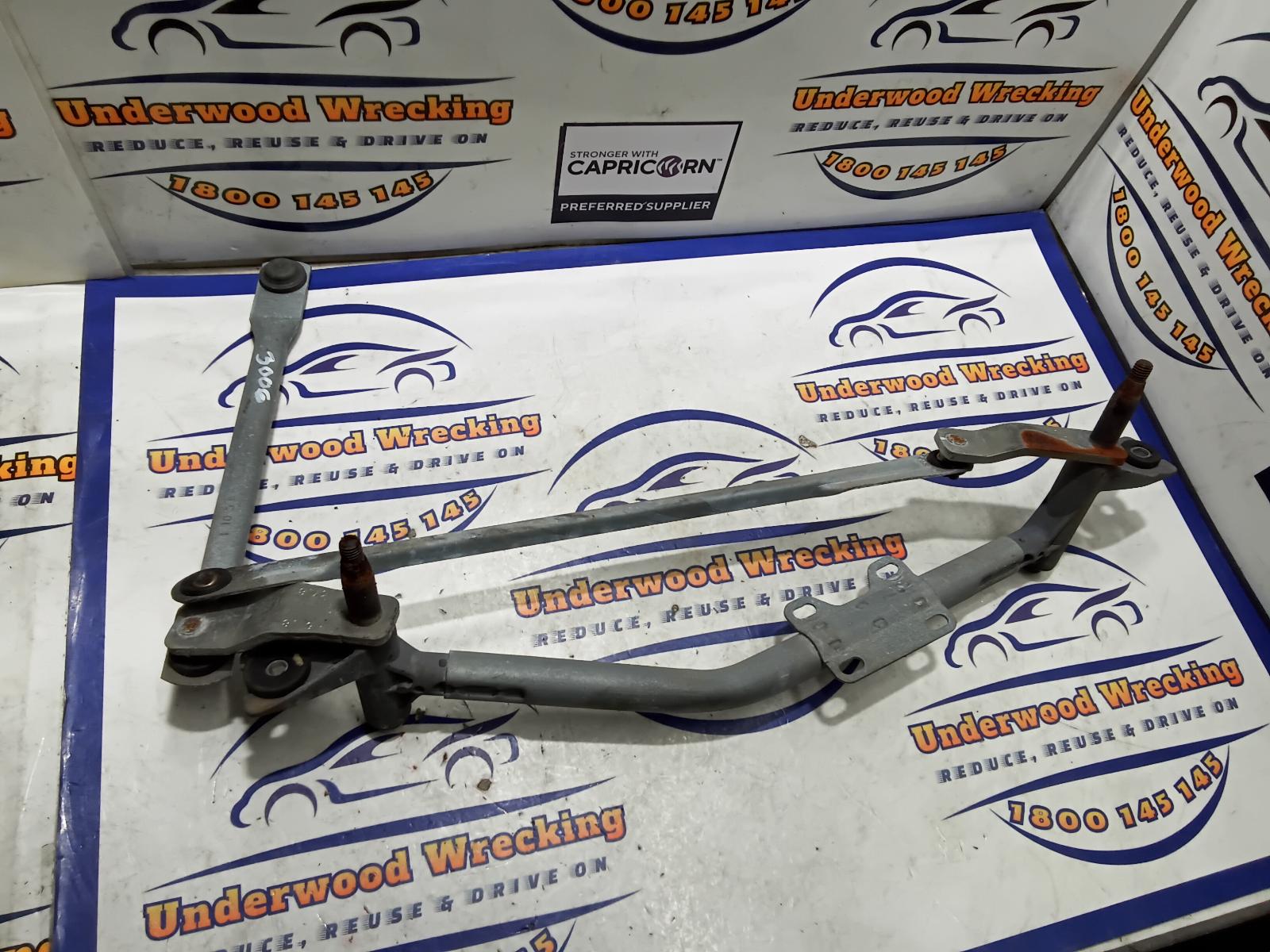 2014 Fiat Punto Wiper Linkage View Auto part Wiper Linkage Fiat Punto 2014