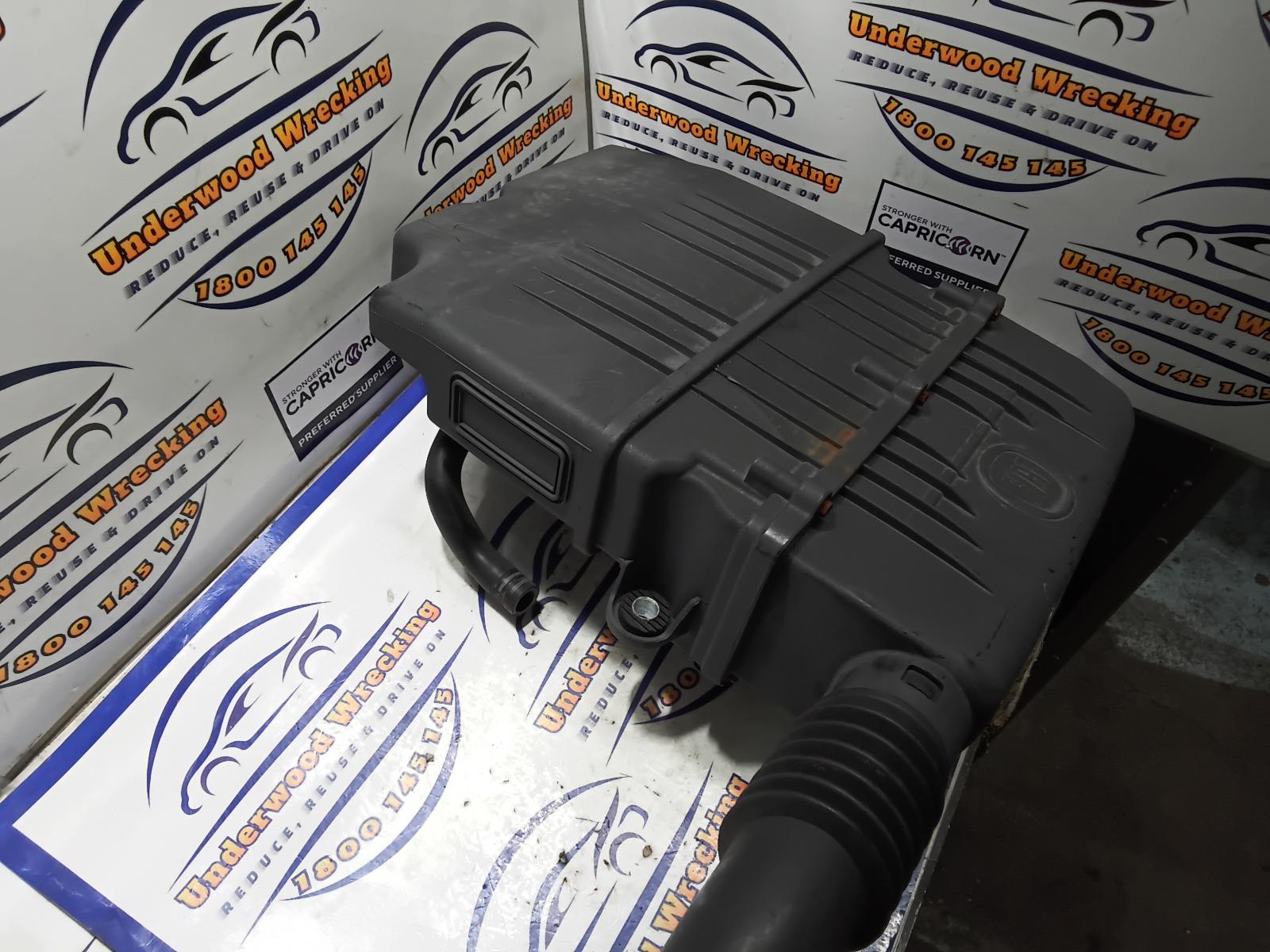2014 Fiat Punto Air Cleaner/Box View Auto part Air Cleaner/Box Fiat Punto 2014