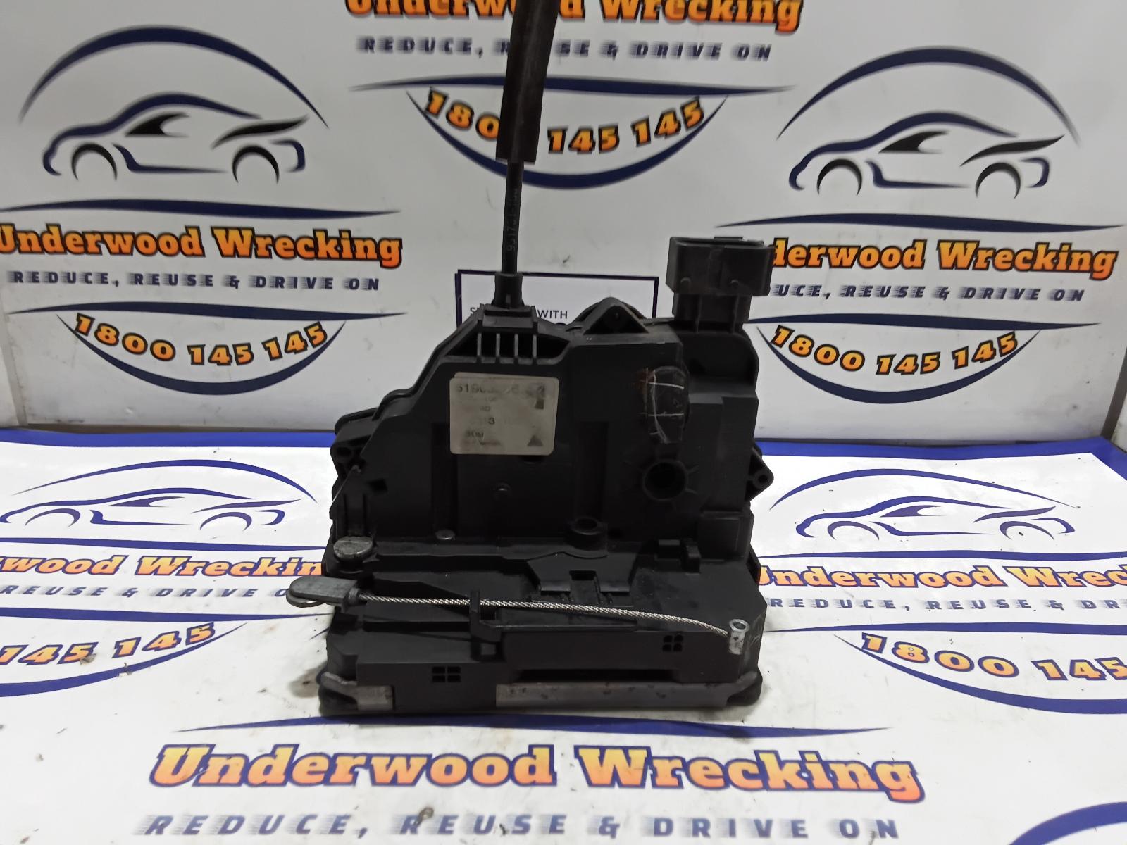 View Auto part Door/Boot/Gate Lock Fiat Punto 2014