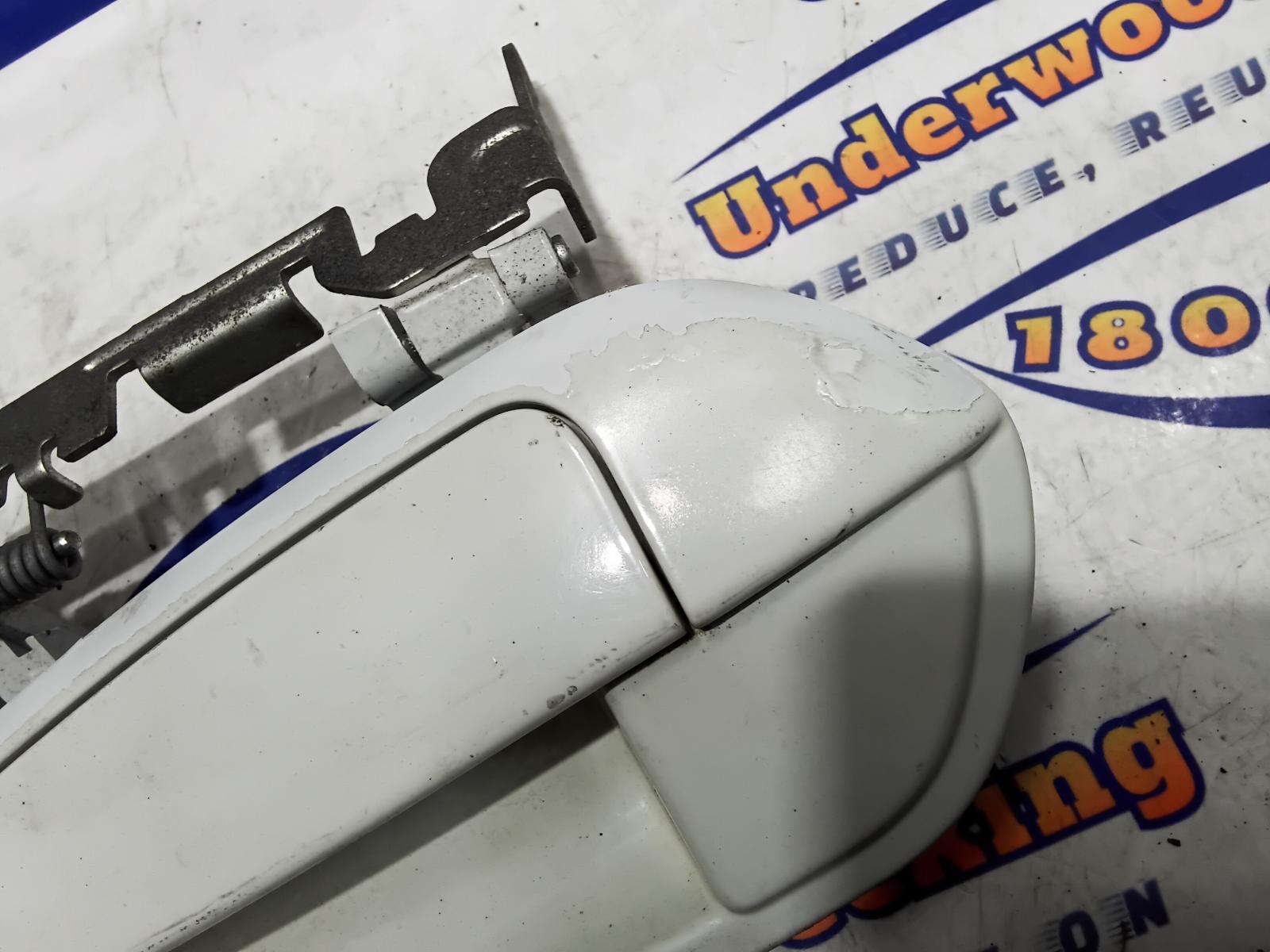 View Auto part Door Handle Fiat Punto 2014
