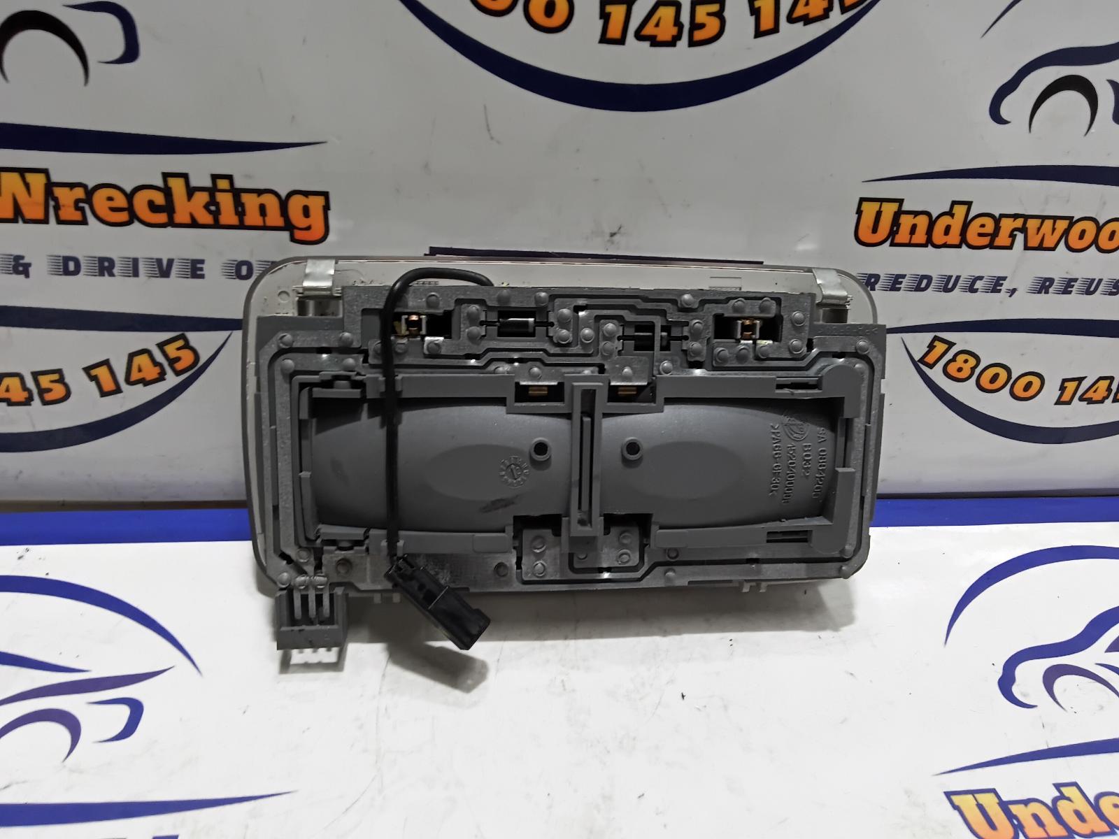 2014 Fiat Punto Courtesy Light View Auto part Courtesy Light Fiat Punto 2014