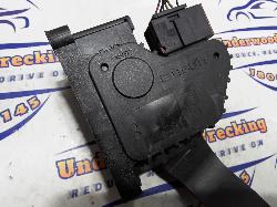 View Auto part Pedal Assembly Fiat Punto 2014