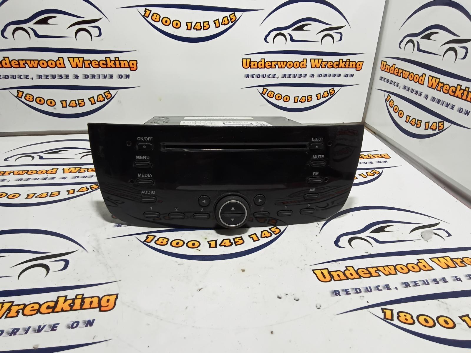 2014 Fiat Punto Radio/Cd/Dvd/Sat/Tv View Auto part Radio/Cd/Dvd/Sat/Tv Fiat Punto 2014