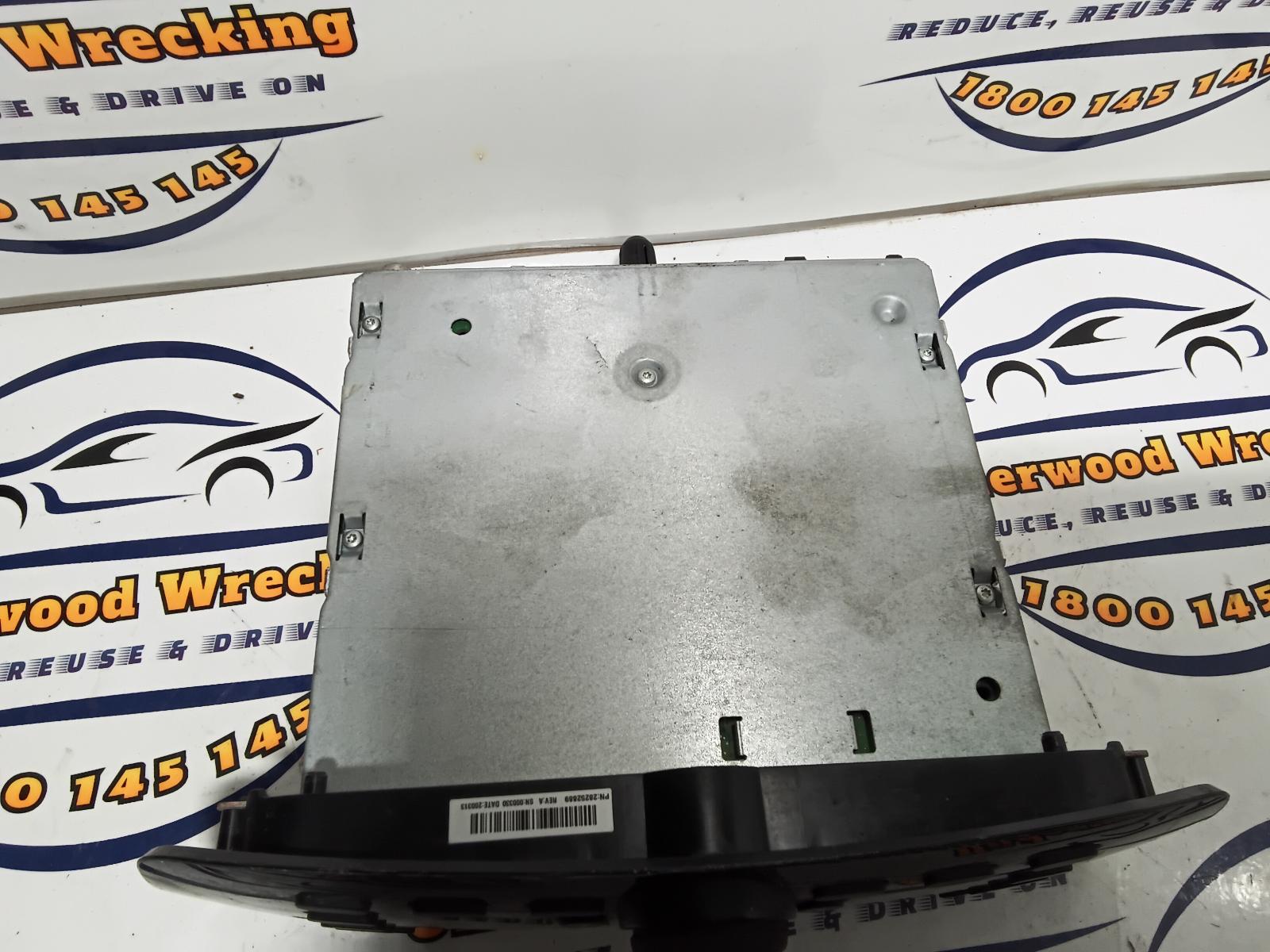 2014 Fiat Punto Radio/Cd/Dvd/Sat/Tv View Auto part Radio/Cd/Dvd/Sat/Tv Fiat Punto 2014