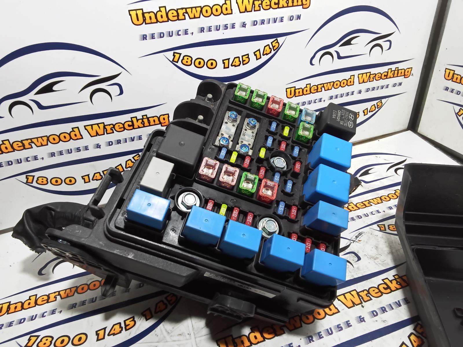 View Auto part Fuse Box Hyundai I30 2009