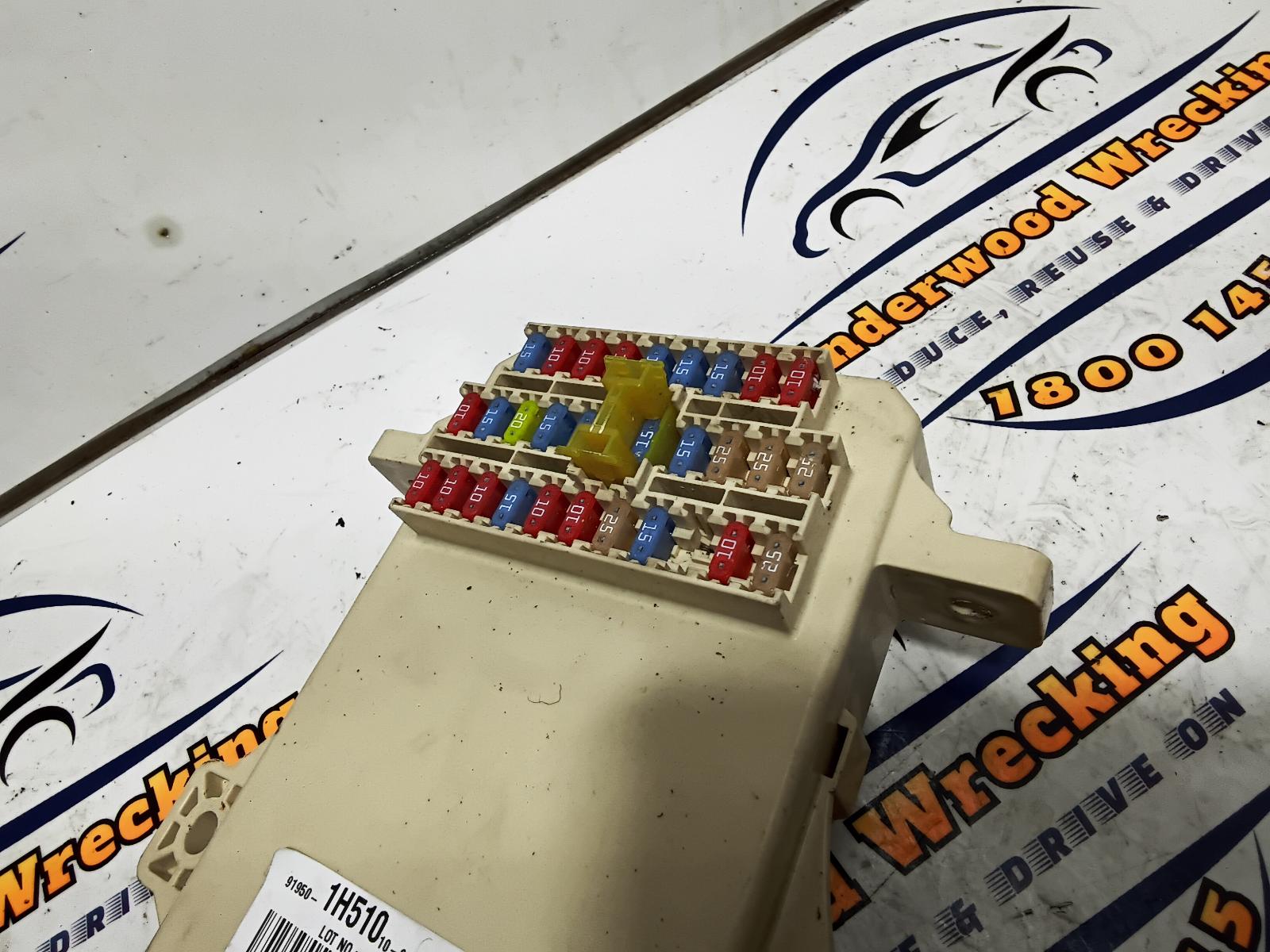 View Auto part Fuse Box Hyundai I30 2009