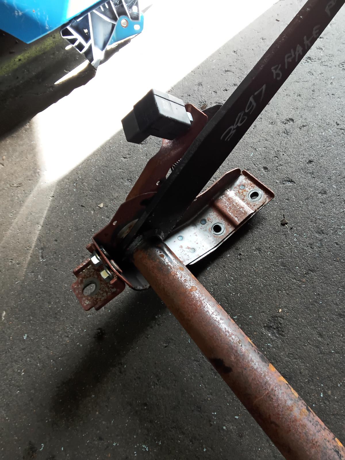 View Auto part Pedal Assembly Hyundai I30 2009