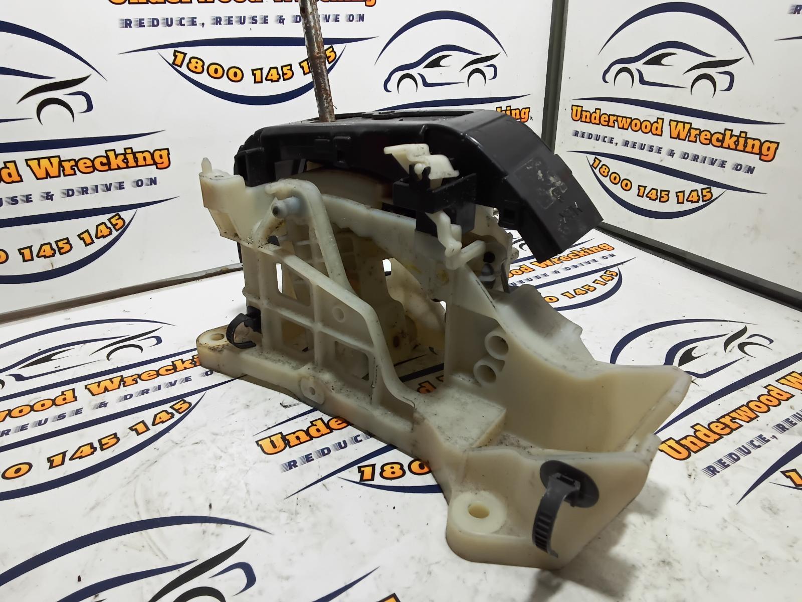 View Auto part Gear Stick/Shifter Hyundai I30 2009