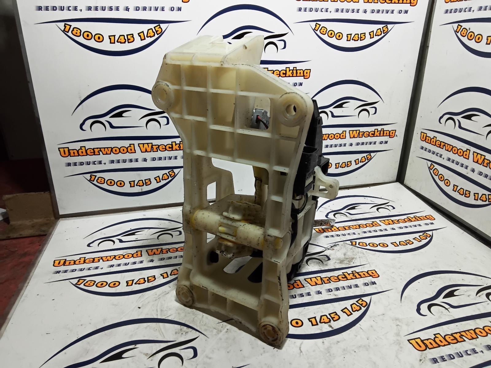 View Auto part Gear Stick/Shifter Hyundai I30 2009