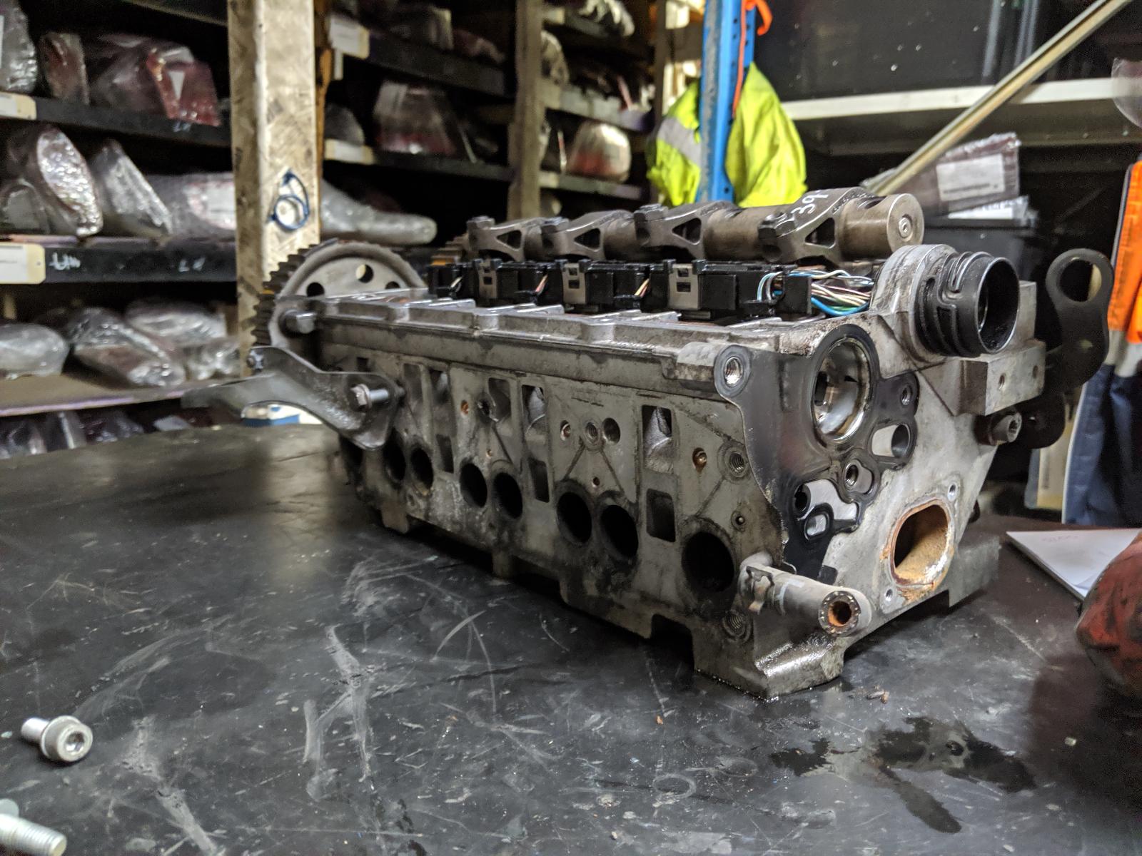 View Auto part Cylinder Head Volkswagen Passat 2008