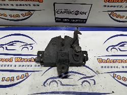 View Auto part Bonnet Lock/Support Mitsubishi L300 1999