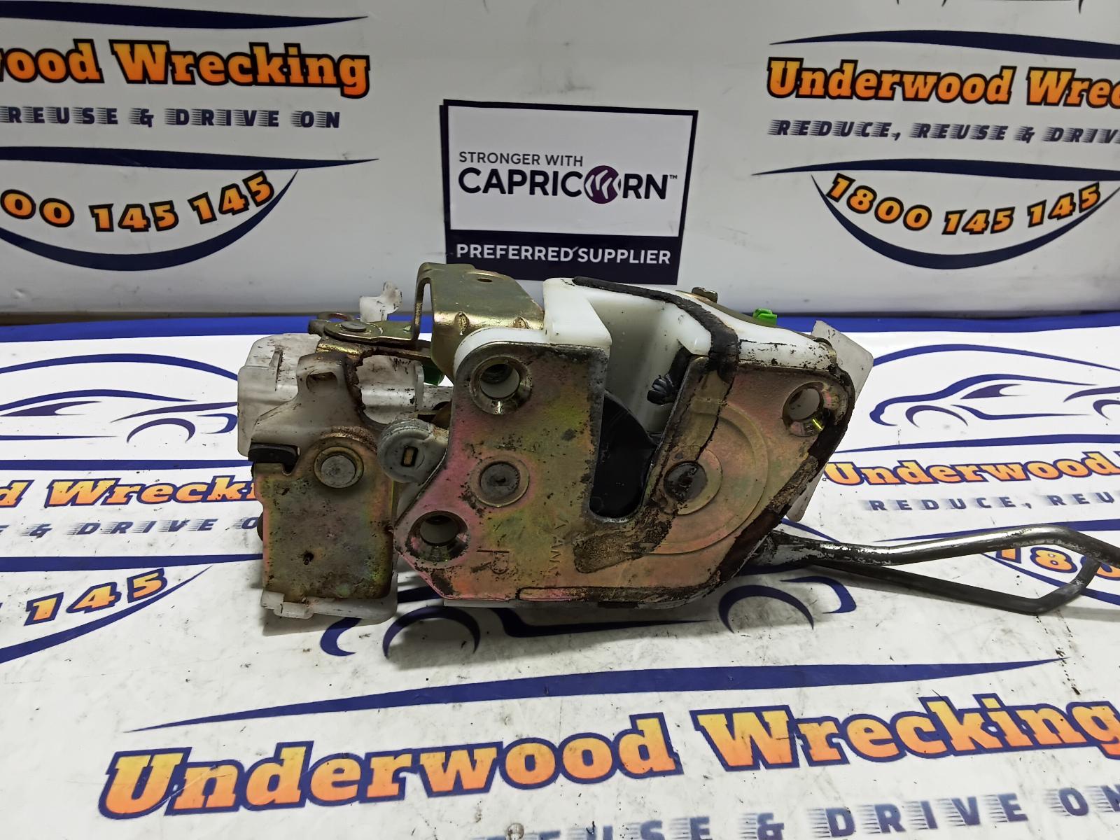1999 Mitsubishi L300 Door/Boot/Gate Lock View Auto part Door/Boot/Gate Lock Mitsubishi L300 1999