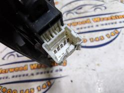 View Auto part Pwr Dr Wind Switch Nissan Navara 2005
