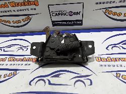 View Auto part Bonnet Lock/Support Mitsubishi L300 1999