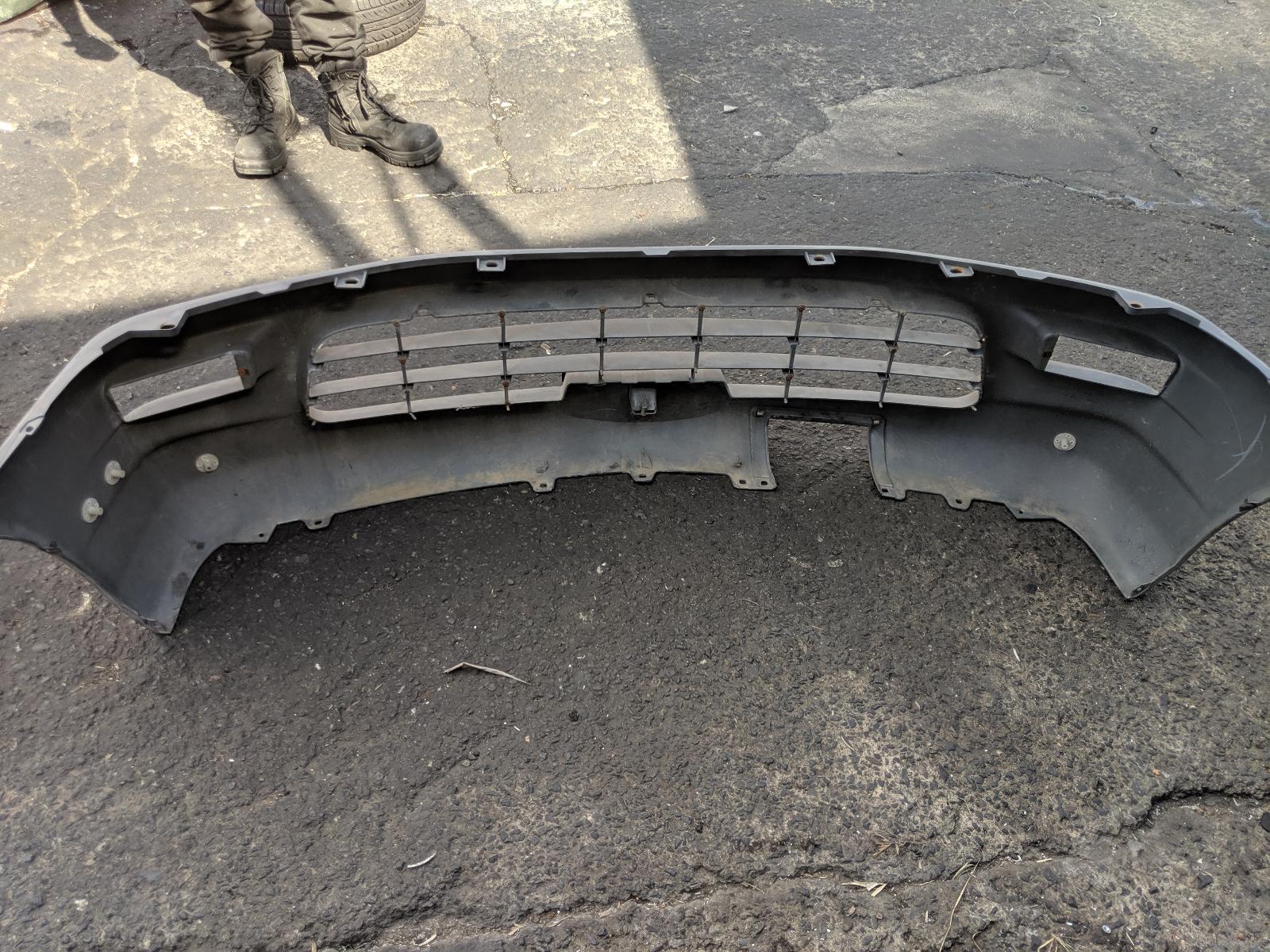 View Auto part Front Bumper Mitsubishi L300 1999