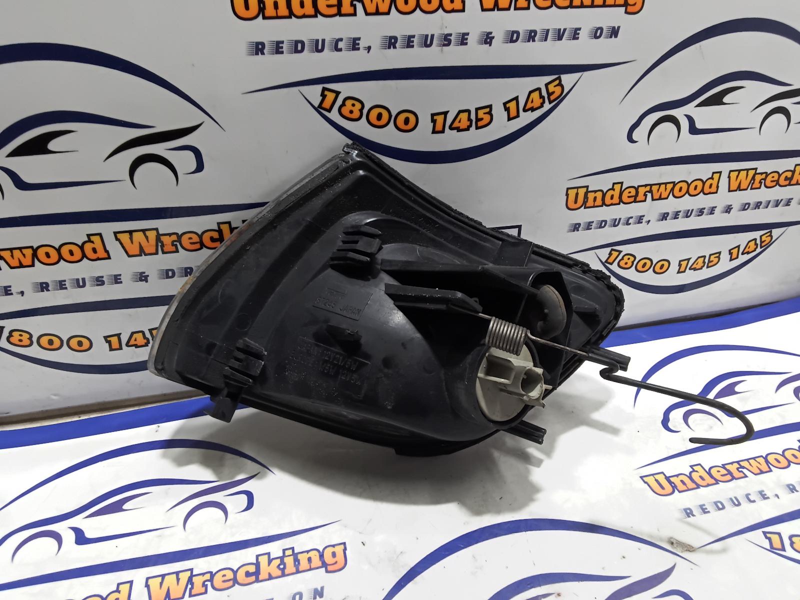 View Auto part Right Indicator/Fog/Side Mitsubishi L300 1999