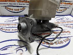 View Auto part Master Cylinder Mitsubishi L300 1999