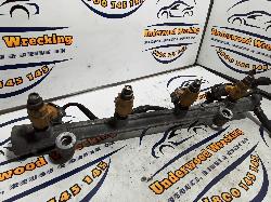View Auto part Fuel Injector Mitsubishi L300 1999