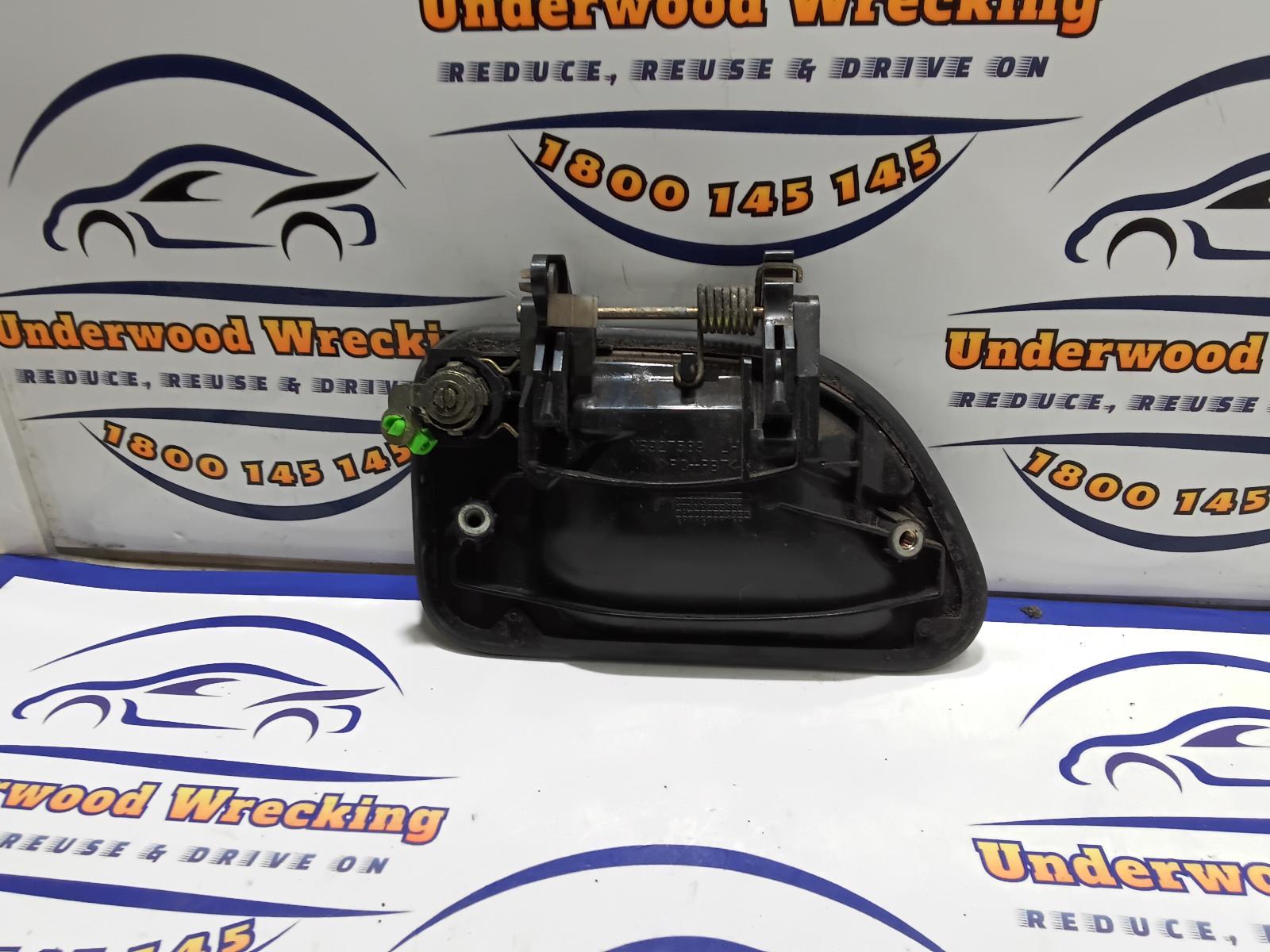 View Auto part Door Handle Mitsubishi L300 1999