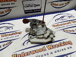 View Auto part Door/Boot/Gate Lock Mitsubishi L300 1999