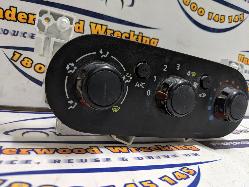 View Auto part Heater/Ac Controls Renault Trafic 2017