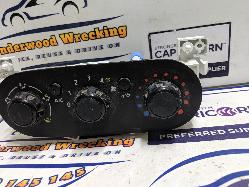 View Auto part Heater/Ac Controls Renault Trafic 2017