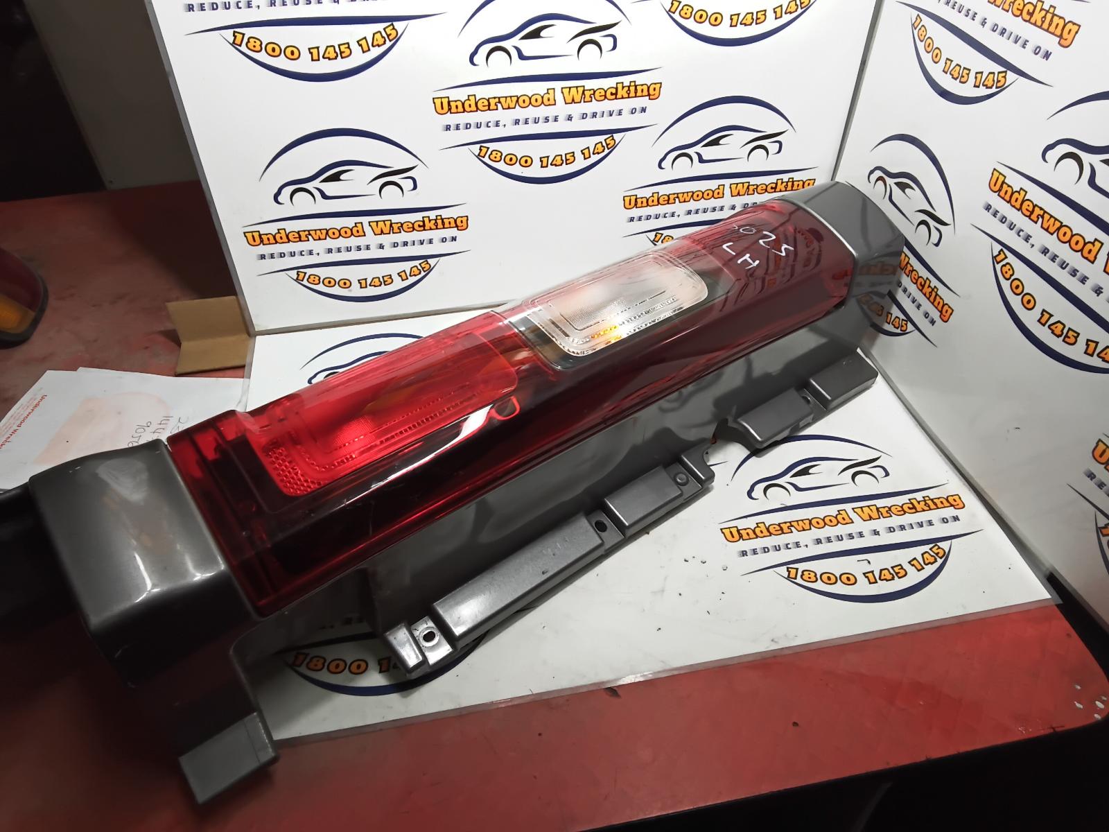View Auto part Left Taillight Renault Trafic 2017
