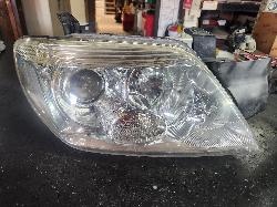View Auto part Right Headlamp Mitsubishi Outlander 2006