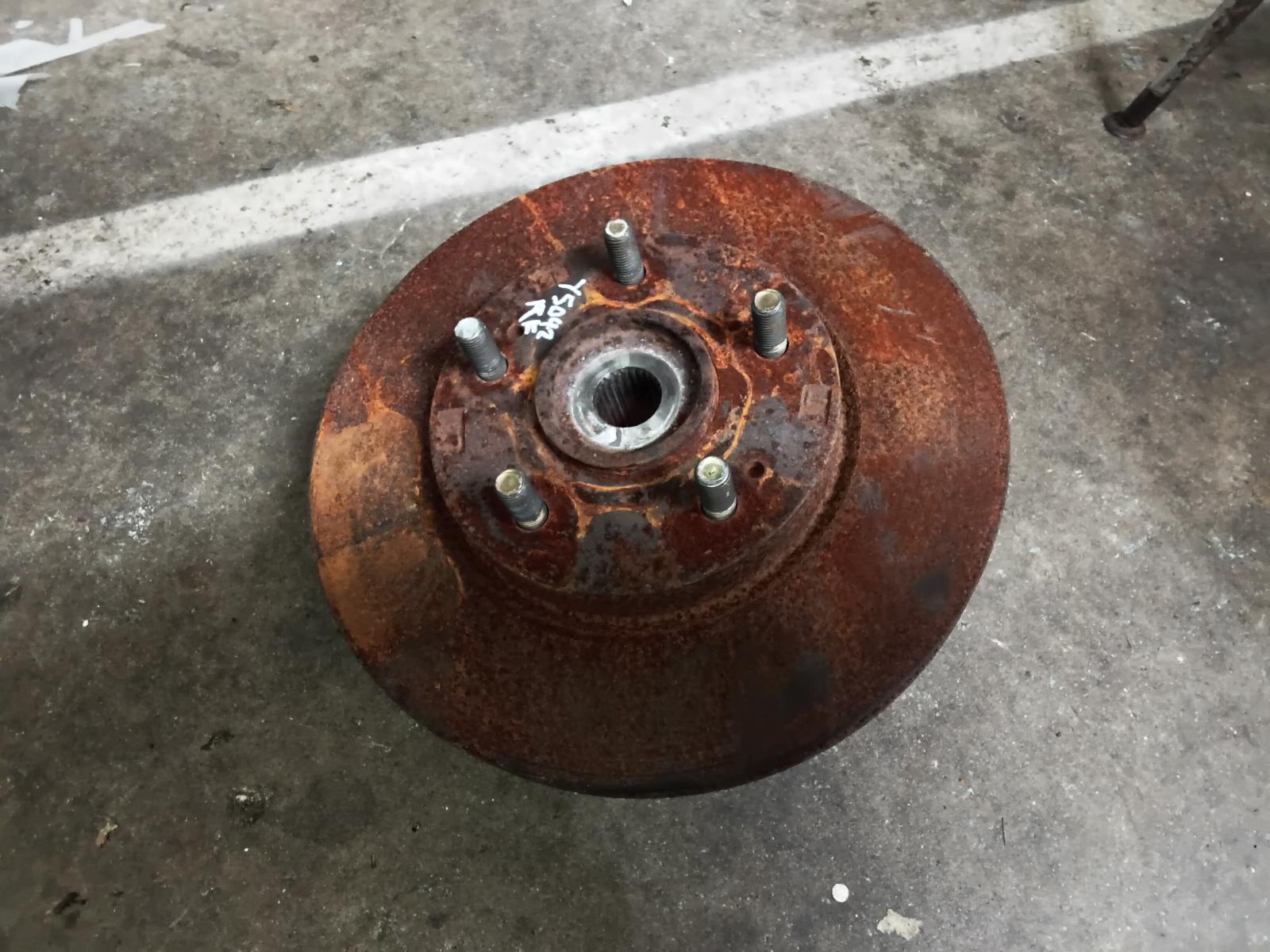 View Auto part Right Front Hub Assembly Mitsubishi Outlander 2006