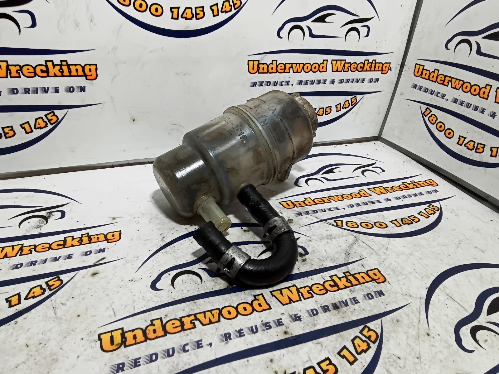 View Auto part P/S Reservoir Mitsubishi Outlander 2006