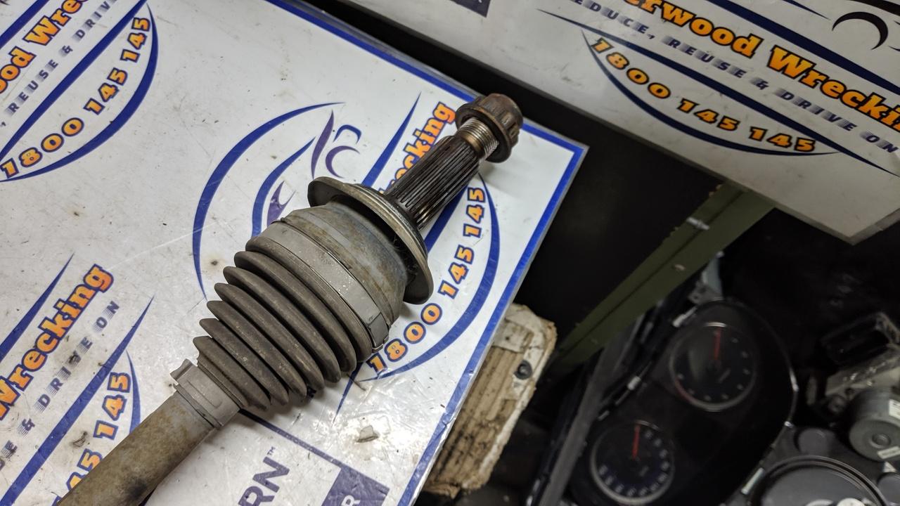2014 Toyota Kluger Right Driveshaft View Auto part Right Driveshaft Toyota Kluger 2014