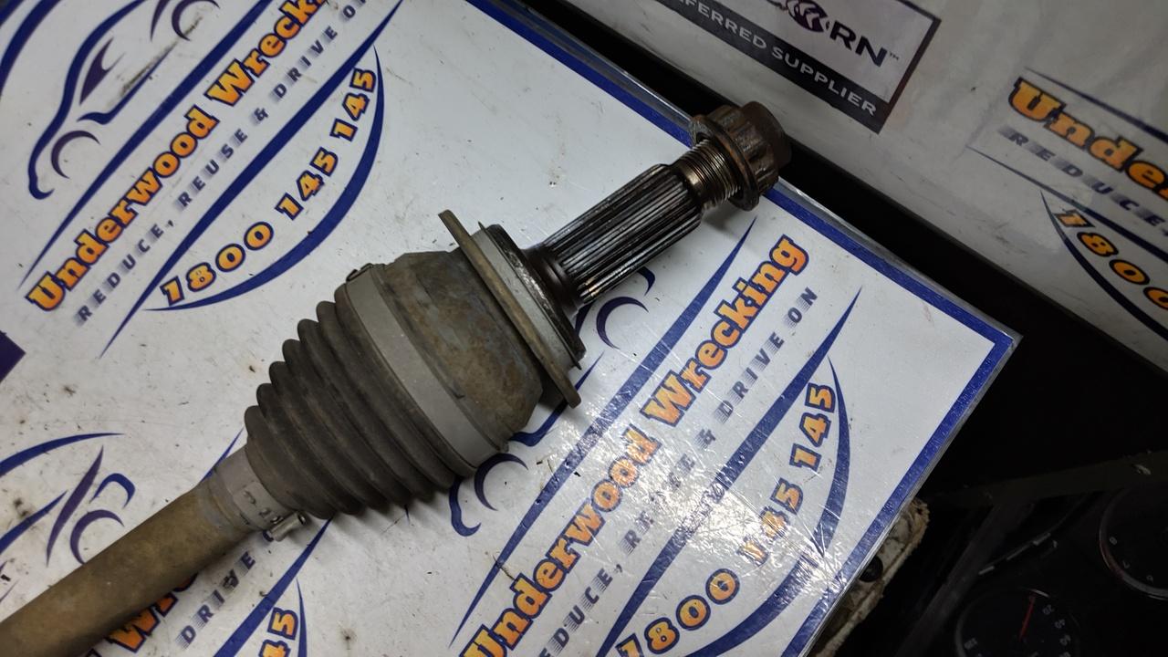 2014 Toyota Kluger Right Driveshaft View Auto part Right Driveshaft Toyota Kluger 2014