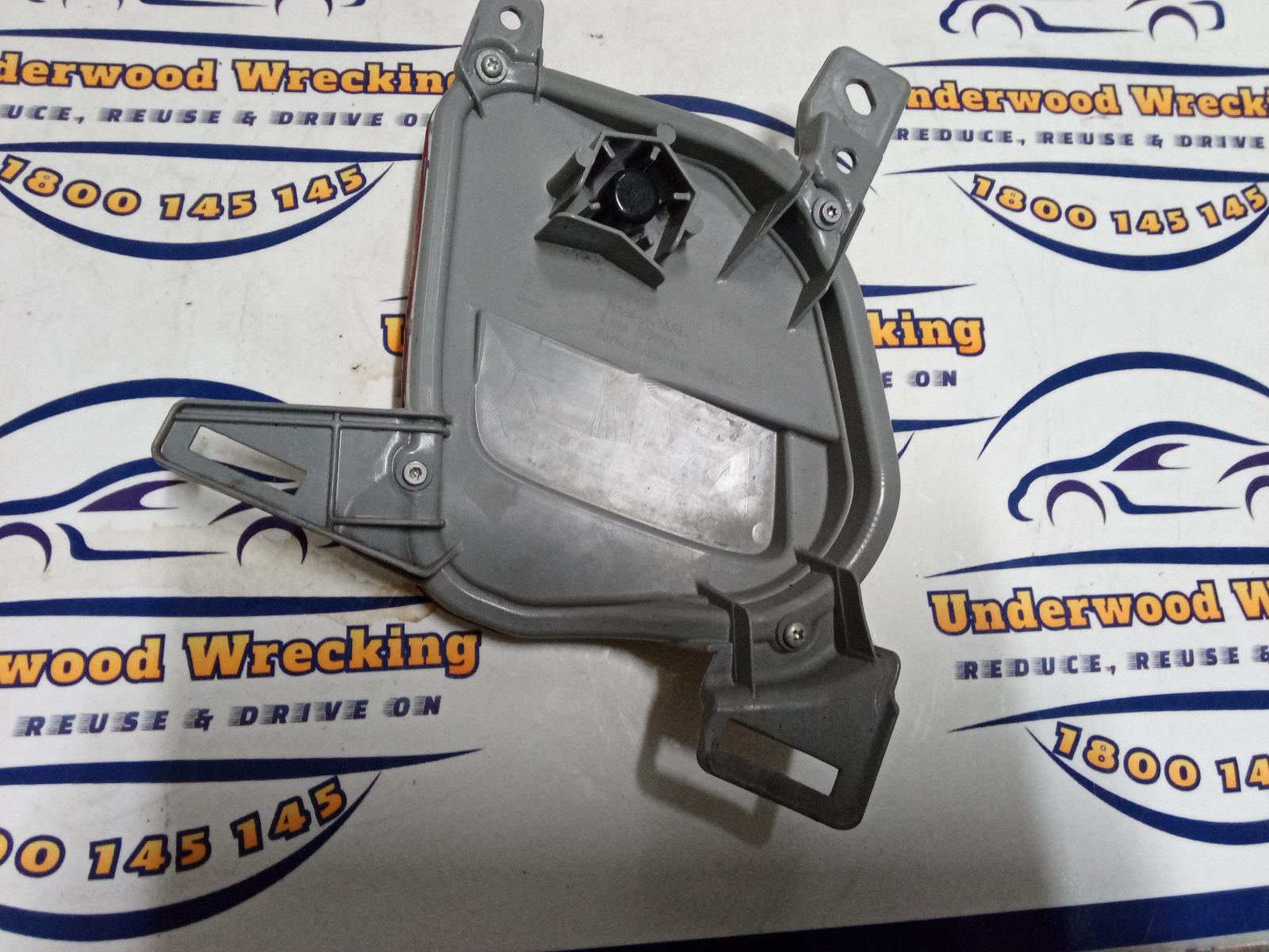 2014 Toyota Kluger Right Taillight View Auto part Right Taillight Toyota Kluger 2014