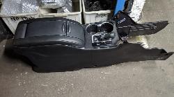 View Auto part Console Toyota Kluger 2014