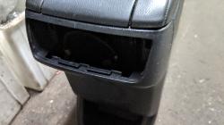 View Auto part Console Toyota Kluger 2014